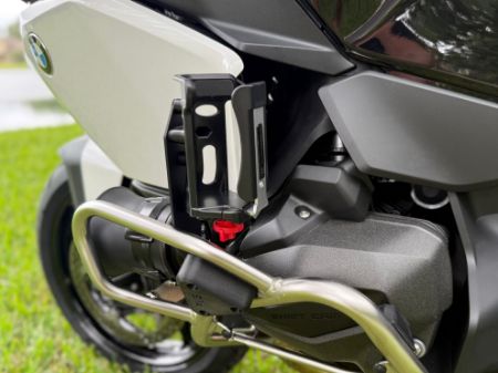 Picture for category Water Bottle / Helmet Locks